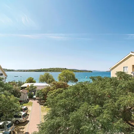 Two-bedroom In Appartement *