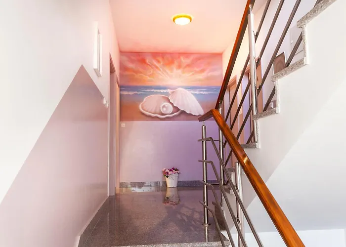 Two-bedroom In Apartamento Srima