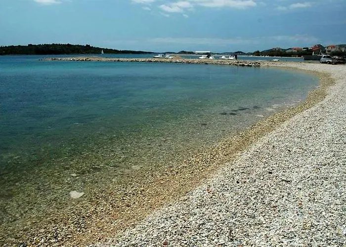 Two-bedroom In Apartamento
